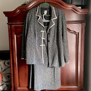 Gray 2 piece Skirt Suit